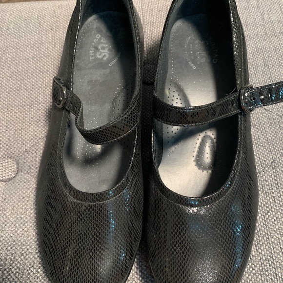 SAS shoe Maria - Buckle Mary Jane in black metallic size 9 W - Picture 4 of 5